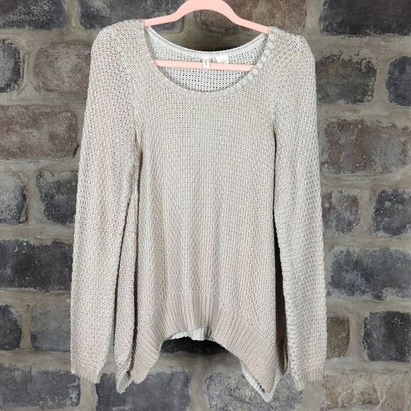 ANTHROPOLOGIE Moth Sweater Woman's Size Large Tan Shark Bite Hem Long Sleeve - Picture 2 of 12
